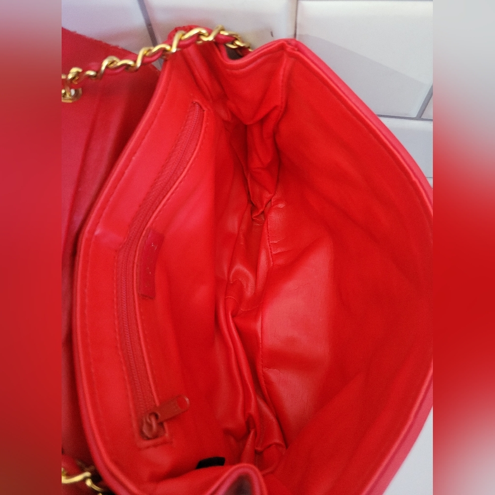 Borelli Vintage Red Leather Quilted Shoulder Purse Gold Hardware Sliding Adjusta - Picture 7 of 8